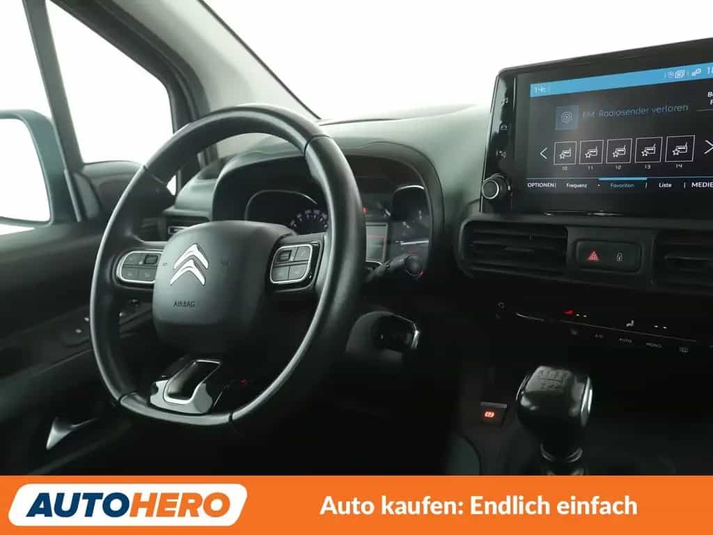 Citroën Berlingo 1.5 Blue-HDi Feel M*NAVI*TEMPO*CAM*PDC* 04/2019-photo-12