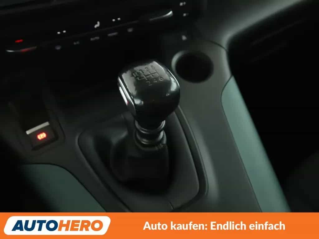 Citroën Berlingo 1.5 Blue-HDi Feel M*NAVI*TEMPO*CAM*PDC* 04/2019-photo-23
