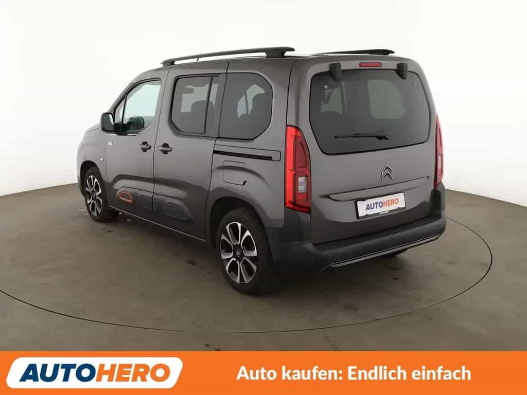 Citroën Berlingo 1.5 Blue-HDi Feel M*NAVI*TEMPO*CAM*PDC* 04/2019-photo-3