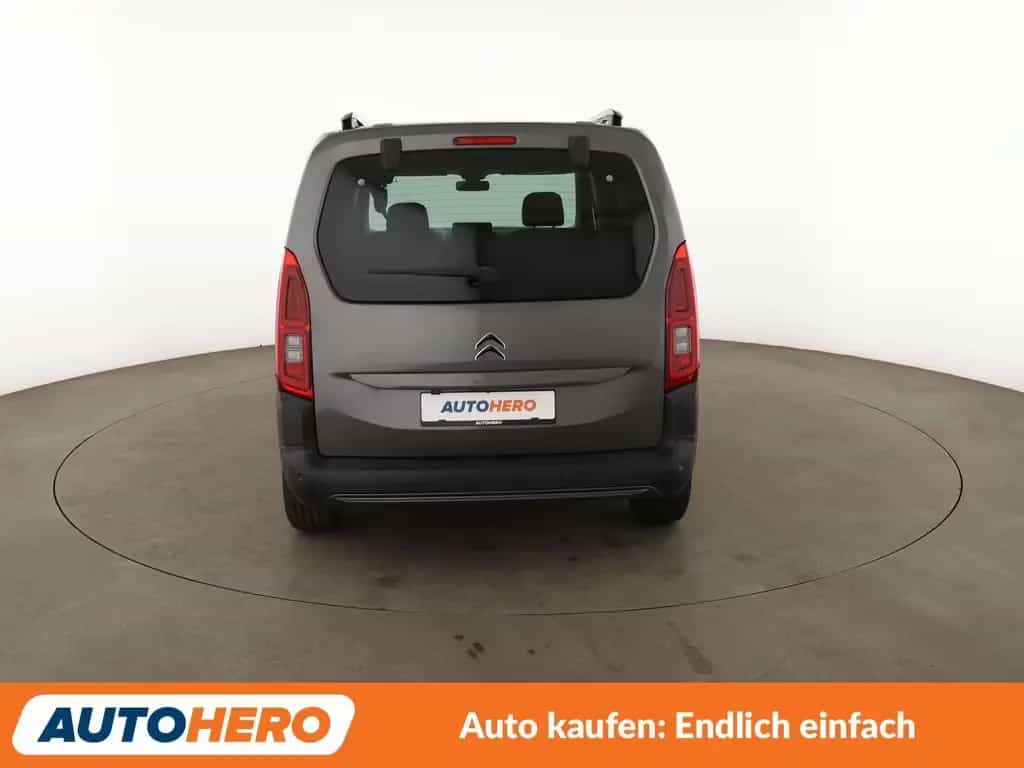 Citroën Berlingo 1.5 Blue-HDi Feel M*NAVI*TEMPO*CAM*PDC* 04/2019-photo-4