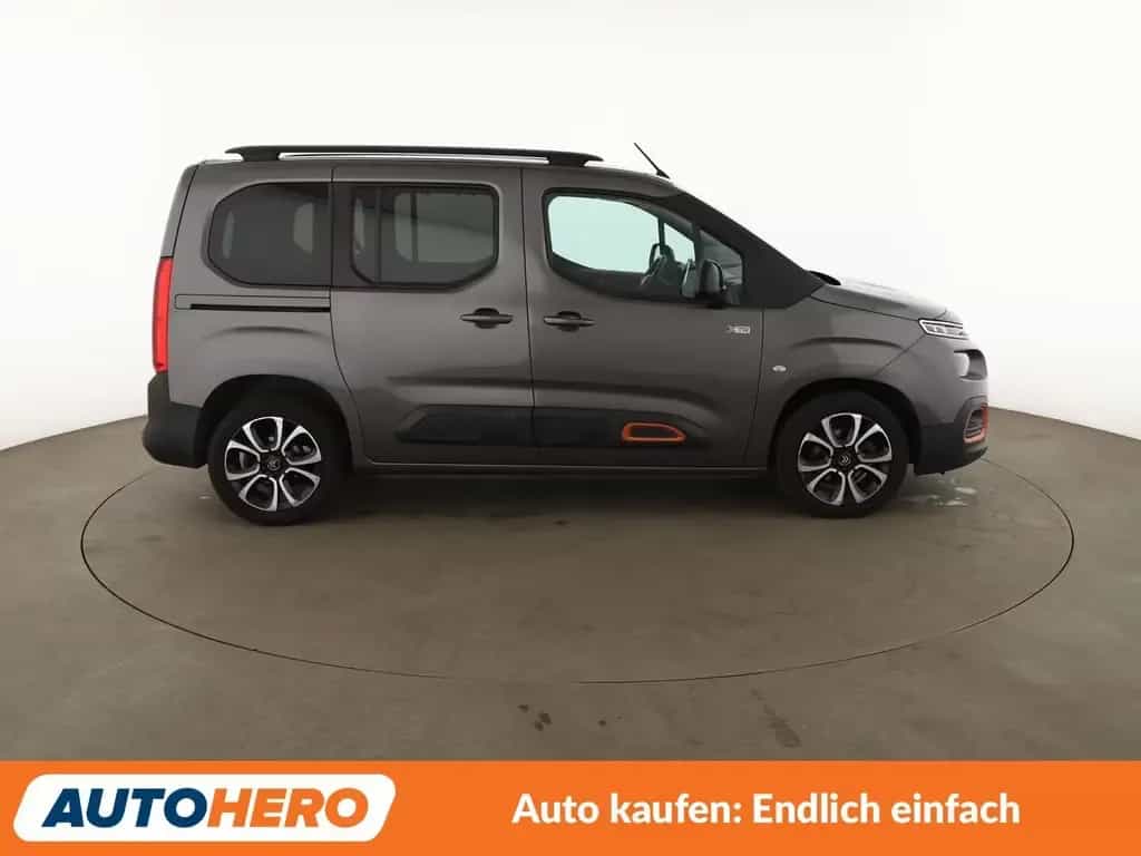 Citroën Berlingo 1.5 Blue-HDi Feel M*NAVI*TEMPO*CAM*PDC* 04/2019-photo-6