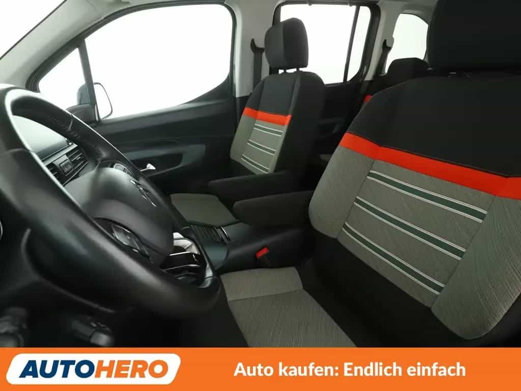 Citroën Berlingo 1.5 Blue-HDi Feel M*NAVI*TEMPO*CAM*PDC* 04/2019-photo-9