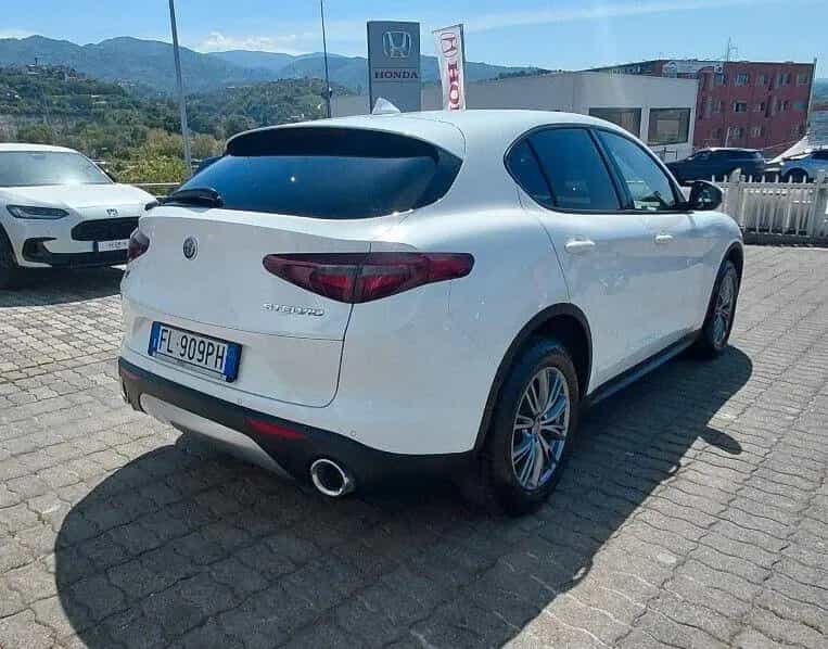 Alfa Romeo Stelvio 2.2 Turbodiesel 210 CV AT8 Q4 11/2017-photo-4