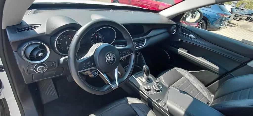 Alfa Romeo Stelvio 2.2 Turbodiesel 210 CV AT8 Q4 11/2017-photo-9