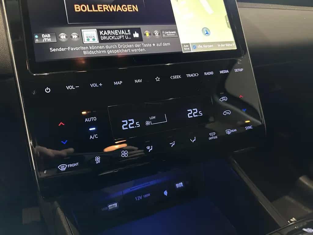 Hyundai TUCSON Trend Mild-Hybrid 2WD *ABSTAND, RFK, DAB* 03/2021-photo-36