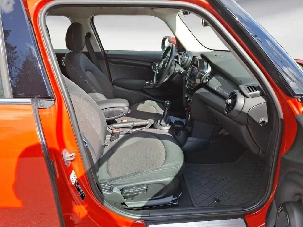 MINI Cooper Klimaaut. PDC Kamera LED Sitzheizung 03/2019-photo-8