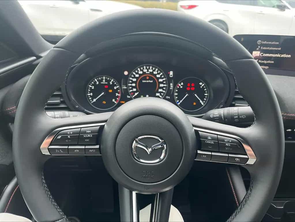 Mazda 3 2.5L e-SKYACTIV G 140ps 6AT FWD Nagisa 03/2026-photo-18