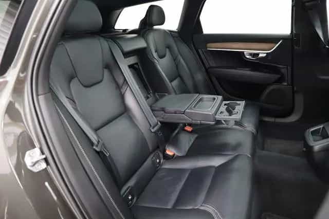 Volvo V90 2.0 T5 254PS Inscription Pano ACC LED 360° 10/2017-photo-9