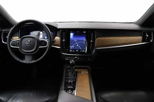 Volvo V90 2.0 T5 254PS Inscription Pano ACC LED 360° 10/2017-photo-14