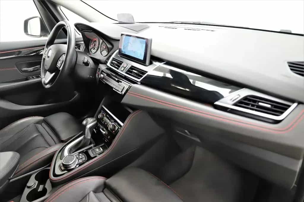 BMW 220 i Grand Tourer 192PS Sport Line Pano Head-Up 12/2015-photo-11