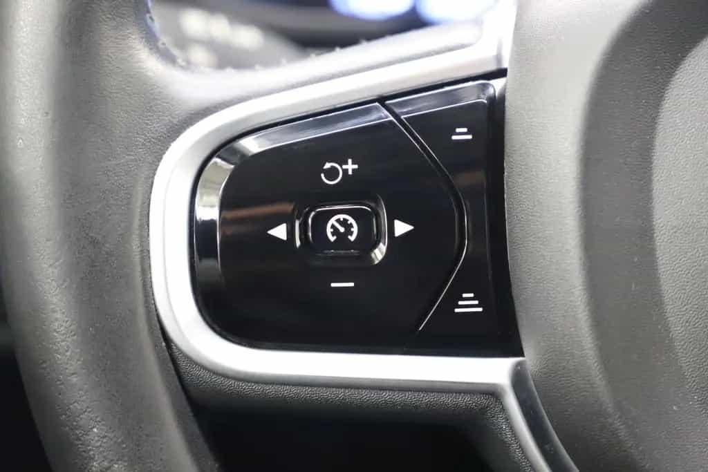 Volvo S90 2.0 T4 190PS Momentum Memory Carplay ACC 06/2018-photo-21