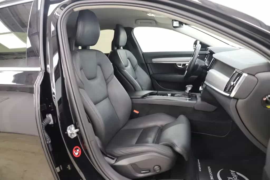 Volvo S90 2.0 T4 190PS Momentum Memory Carplay ACC 06/2018-photo-9