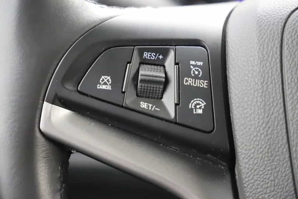 Chevrolet Trax 1.7D 131PS Automatik LT+ SHZ Klima 1.Hand 01/2014-photo-28