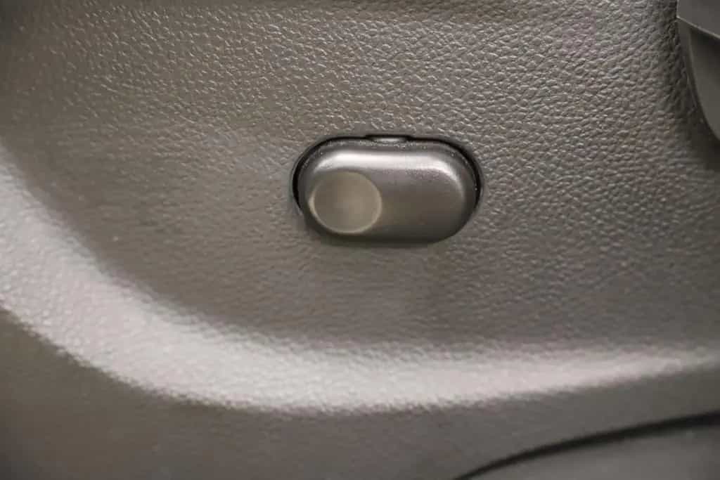 Chevrolet Trax 1.7D 131PS Automatik LT+ SHZ Klima 1.Hand 01/2014-photo-32