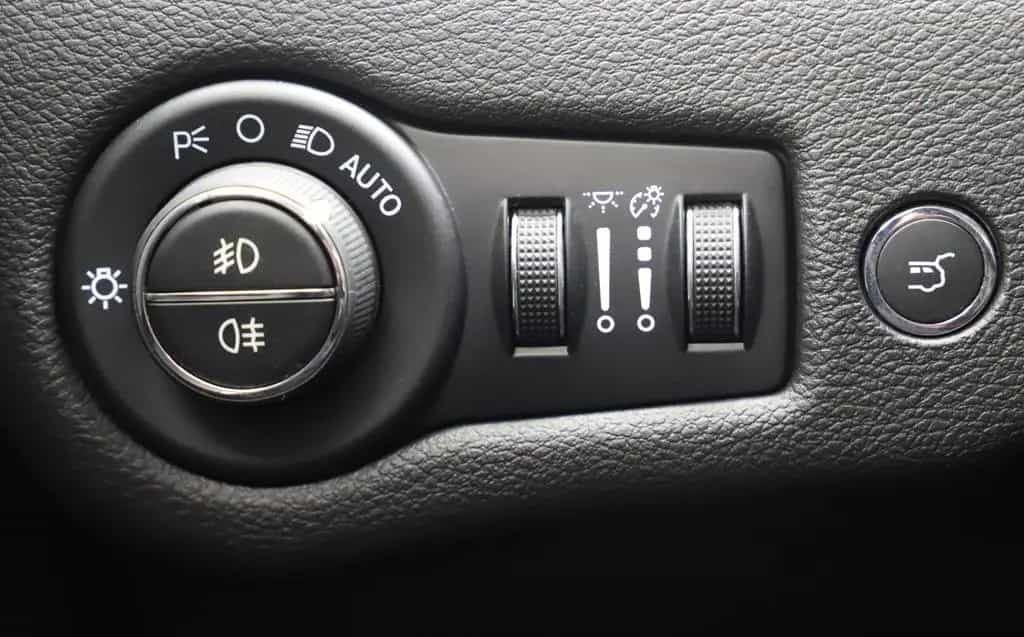 Jeep Cherokee 2.2CRD 195PS Overland 4WD Pano ACC 1Han 07/2019-photo-17