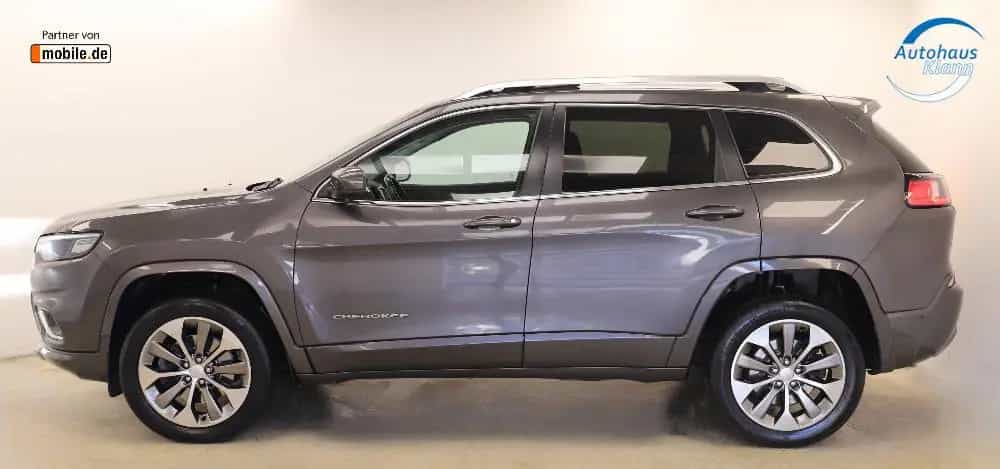 Jeep Cherokee 2.2CRD 195PS Overland 4WD Pano ACC 1Han 07/2019-photo-3