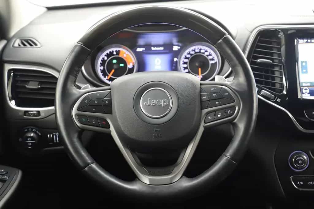 Jeep Cherokee 2.2CRD 195PS Overland 4WD Pano ACC 1Han 07/2019-photo-36