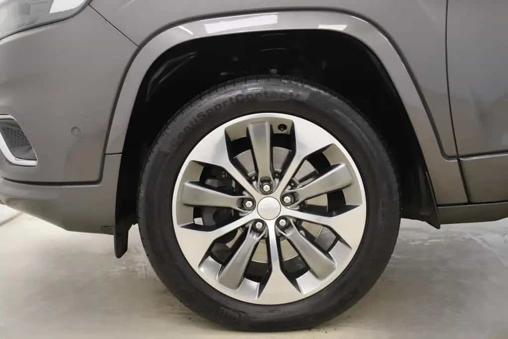 Jeep Cherokee 2.2CRD 195PS Overland 4WD Pano ACC 1Han 07/2019-photo-41