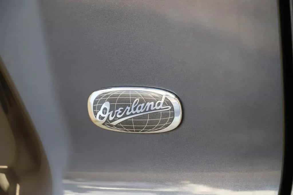 Jeep Cherokee 2.2CRD 195PS Overland 4WD Pano ACC 1Han 07/2019-photo-42