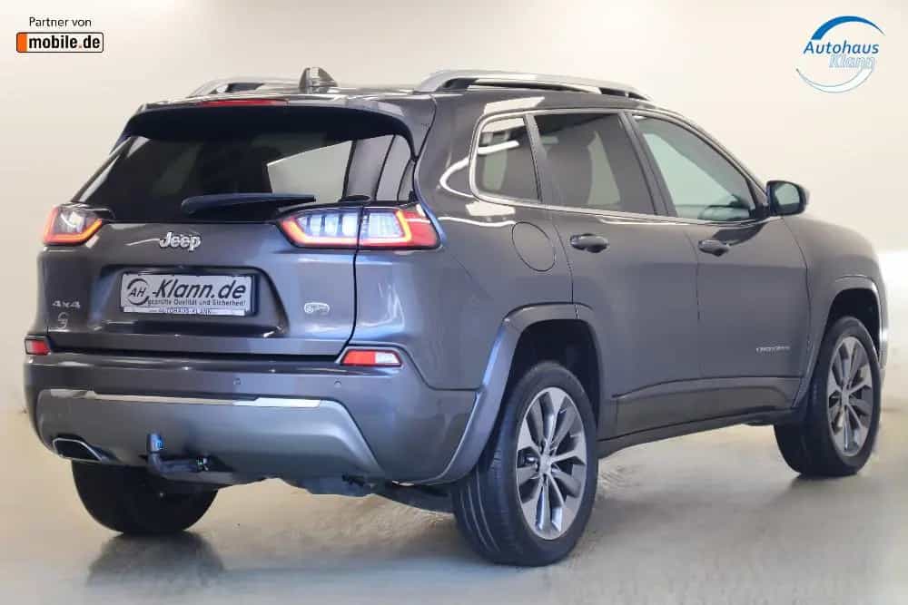 Jeep Cherokee 2.2CRD 195PS Overland 4WD Pano ACC 1Han 07/2019-photo-7