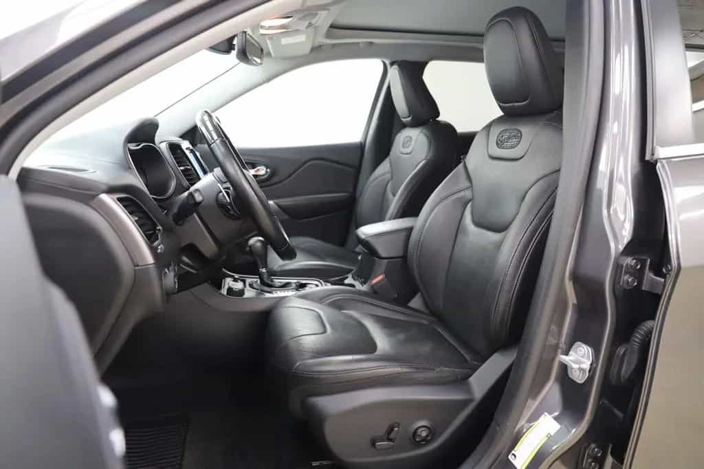 Jeep Cherokee 2.2CRD 195PS Overland 4WD Pano ACC 1Han 07/2019-photo-8