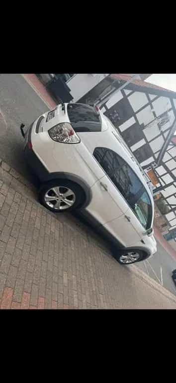 Chevrolet Captiva 2,2 / 7 Sätzer, Diesel 04/2013-photo-0