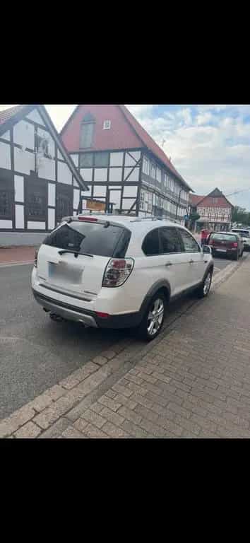 Chevrolet Captiva 2,2 / 7 Sätzer, Diesel 04/2013-photo-1