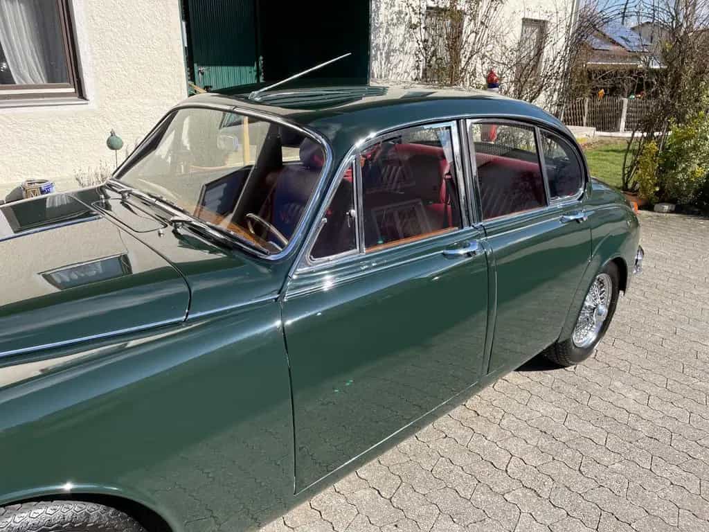 Jaguar MK II 3.8 02/1968-photo-12