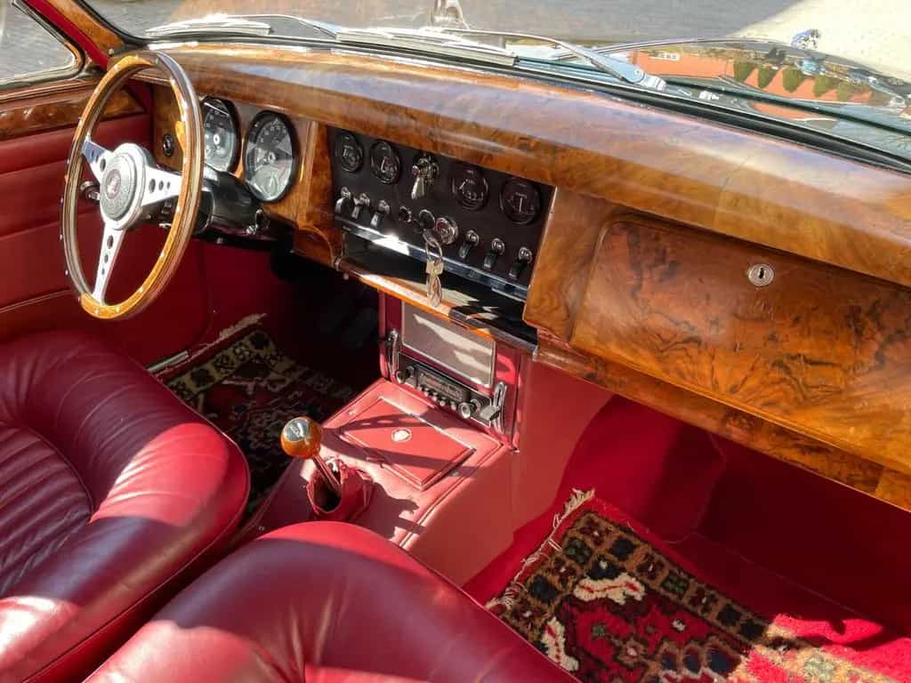 Jaguar MK II 3.8 02/1968-photo-8
