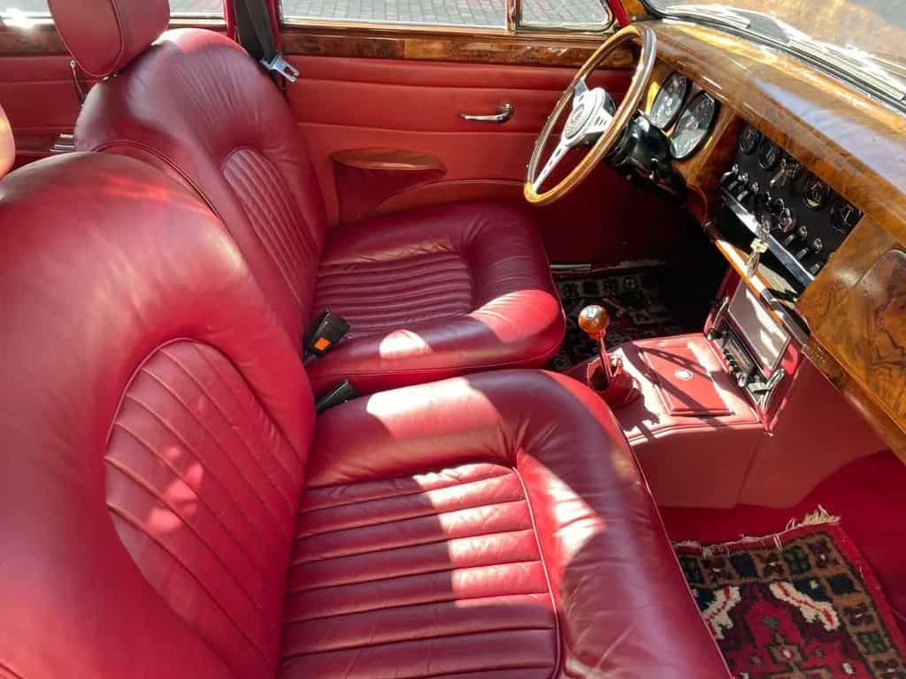Jaguar MK II 3.8 02/1968-photo-9