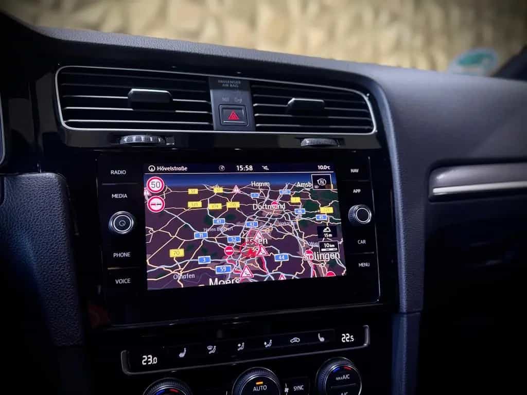 Volkswagen Golf GTI Performance BMT|DSG|VIRTUAL|NAVI| 09/2017-photo-22