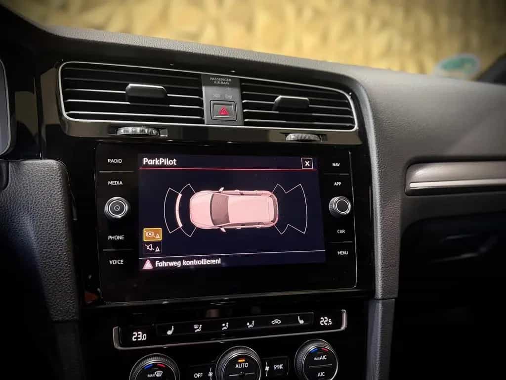 Volkswagen Golf GTI Performance BMT|DSG|VIRTUAL|NAVI| 09/2017-photo-26