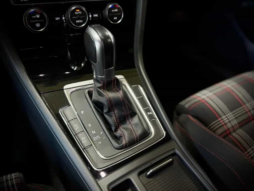 Volkswagen Golf GTI Performance BMT|DSG|VIRTUAL|NAVI| 09/2017-photo-27