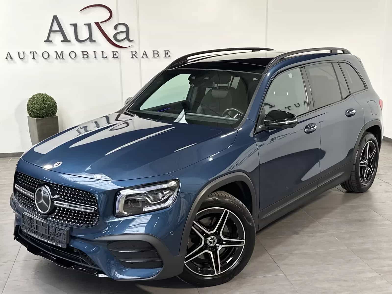 Mercedes-Benz GLB-Class 220 06/2021-photo-0