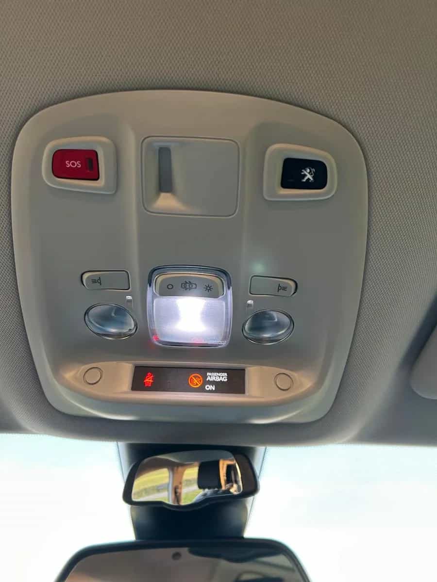 Peugeot Traveller 06/2019-photo-11