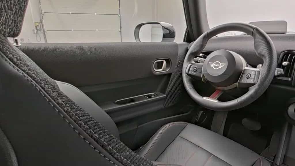 MINI Cooper C 03/2025-photo-10