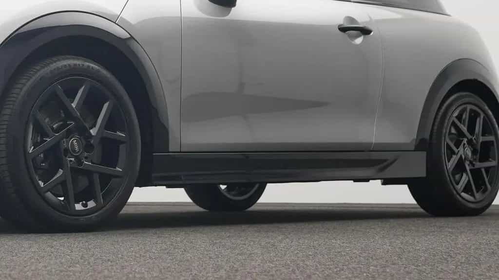MINI Cooper C 03/2025-photo-23