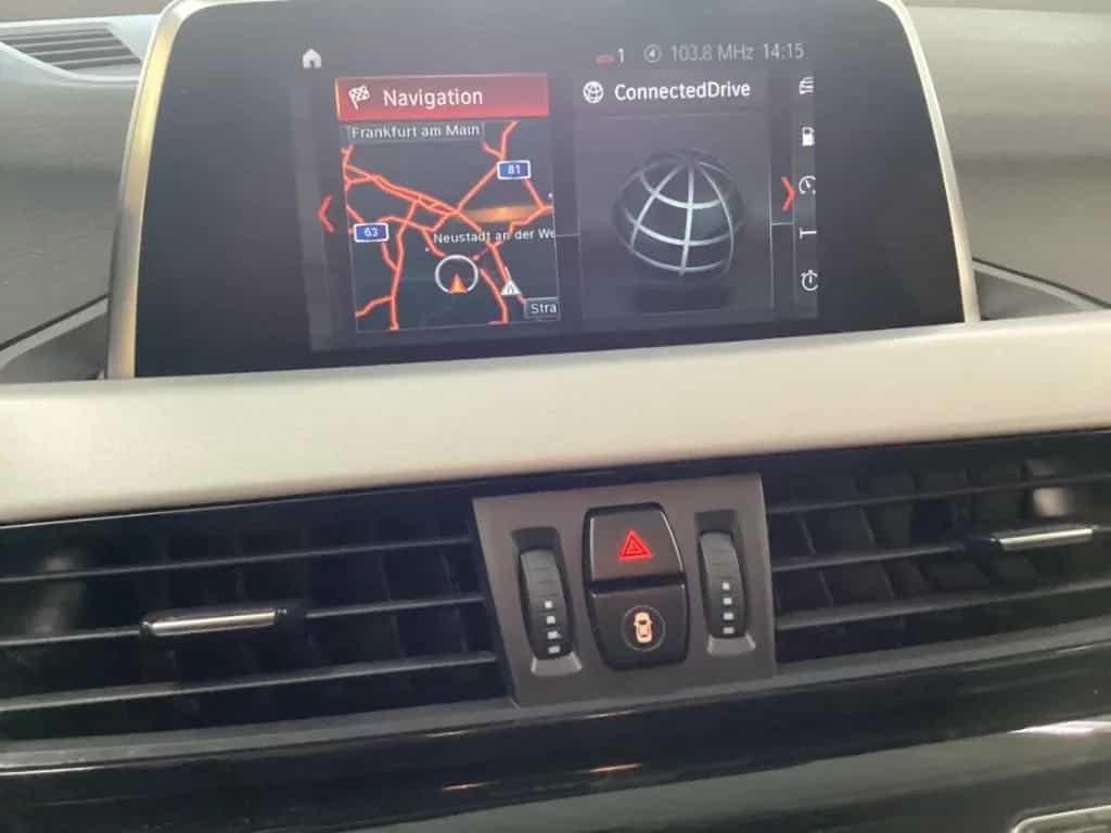 BMW X1 sDrive20i A 17'' LED AHK Navi RFK Spsitze. PD 03/2019-photo-15