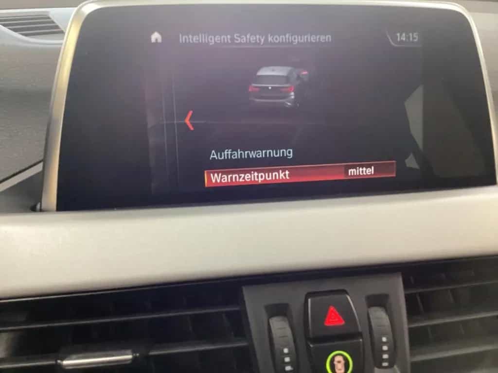 BMW X1 sDrive20i A 17'' LED AHK Navi RFK Spsitze. PD 03/2019-photo-16