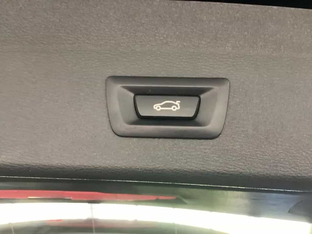 BMW X1 sDrive20i A 17'' LED AHK Navi RFK Spsitze. PD 03/2019-photo-19