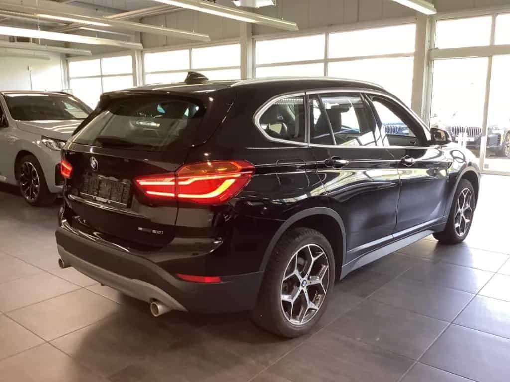 BMW X1 sDrive20i A 17'' LED AHK Navi RFK Spsitze. PD 03/2019-photo-4