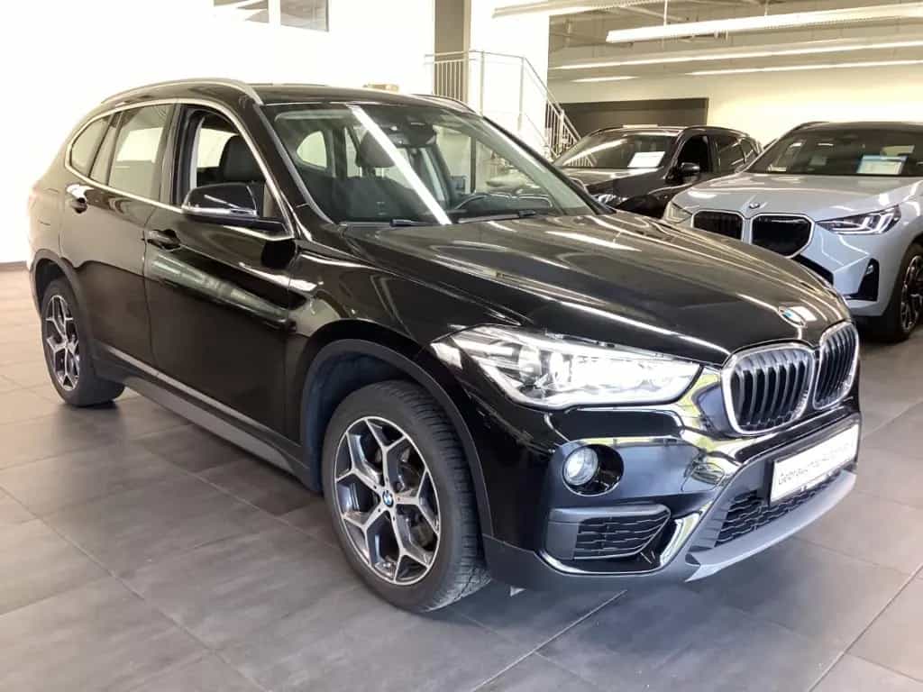 BMW X1 sDrive20i A 17'' LED AHK Navi RFK Spsitze. PD 03/2019-photo-6