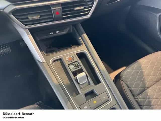 Seat Leon Sportstourer FR 1.5 TSI Navi LED Full Link 05/2025-photo-17