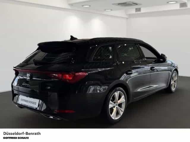 Seat Leon Sportstourer FR 1.5 TSI Navi LED Full Link 05/2025-photo-3