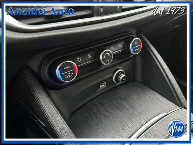 Alfa Romeo Stelvio ROMEO Stelvio 2.2 Turbodiesel 160 CV AT8 RW 12/2021-photo-13