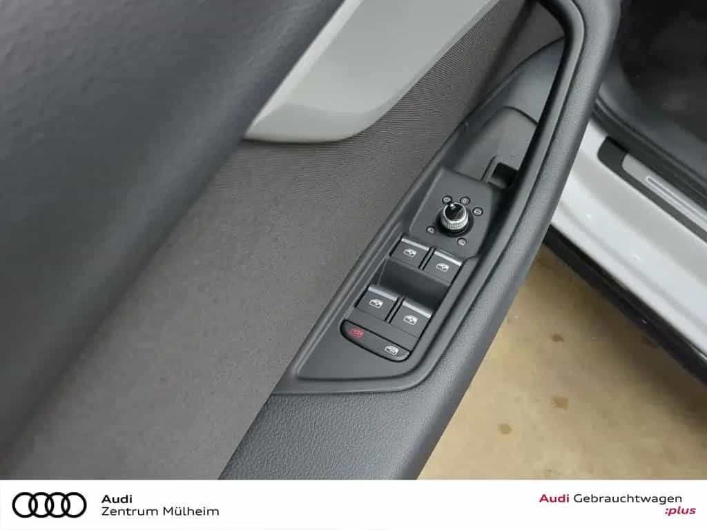 Audi A4 Avant 35 TFSI S line Navi Matrix LED virtual 11/2022-photo-11