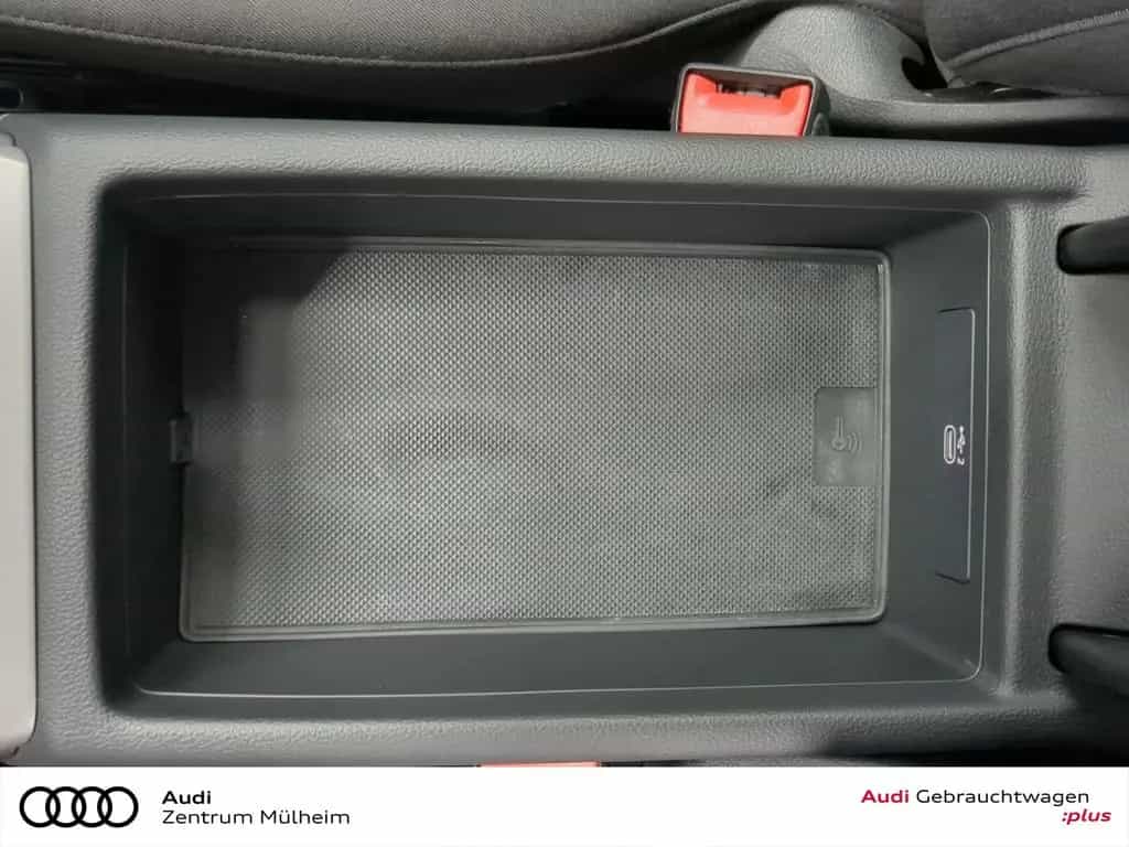 Audi A4 Avant 35 TFSI S line Navi Matrix LED virtual 11/2022-photo-16