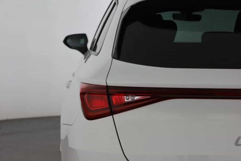Seat Leon ST 1.5 TSI Style LED Navi ACC Sitzheizung 08/2021-photo-27