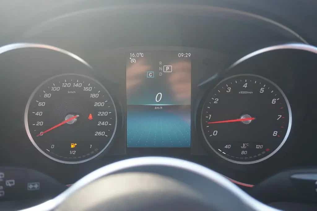 Mercedes-Benz C 180 C180 T-Modell CGI Avantgarde Aut LED Navi Kamera 09/2019-photo-28