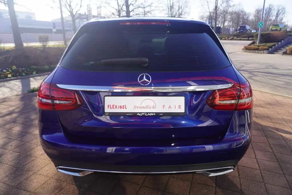 Mercedes-Benz C 180 C180 T-Modell CGI Avantgarde Aut LED Navi Kamera 09/2019-photo-3